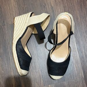Lauren Ralph Lauren Black and Tan Wedge Sandals